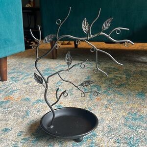 Decorative earring holder